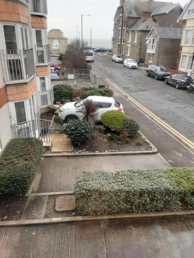 Esplanade Seaside View Apartment Porthcawl Dış mekan fotoğraf